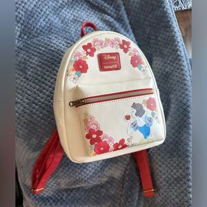 Loungefly snow white backpack